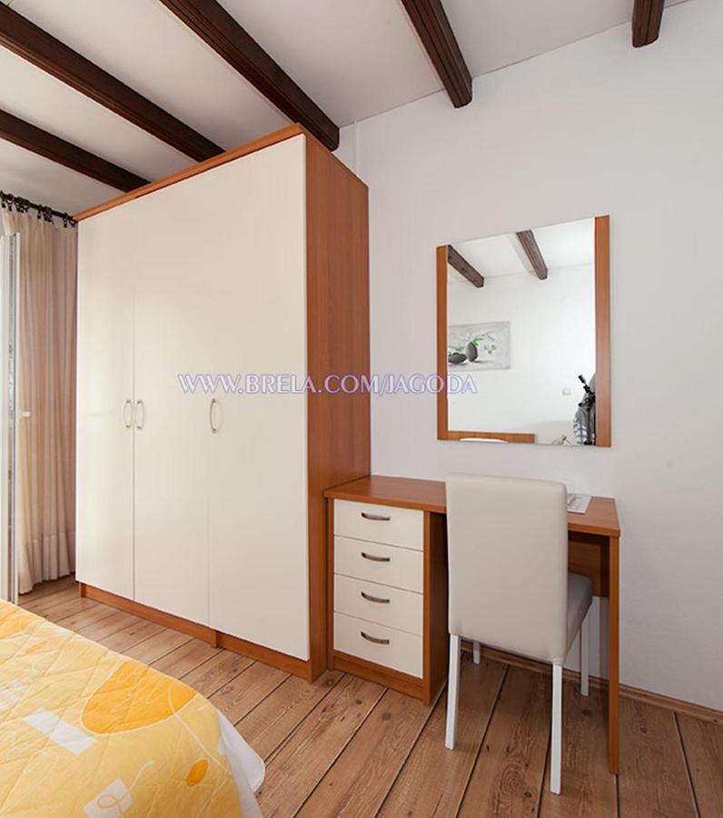 Apartments Jagoda Brela Exterior photo